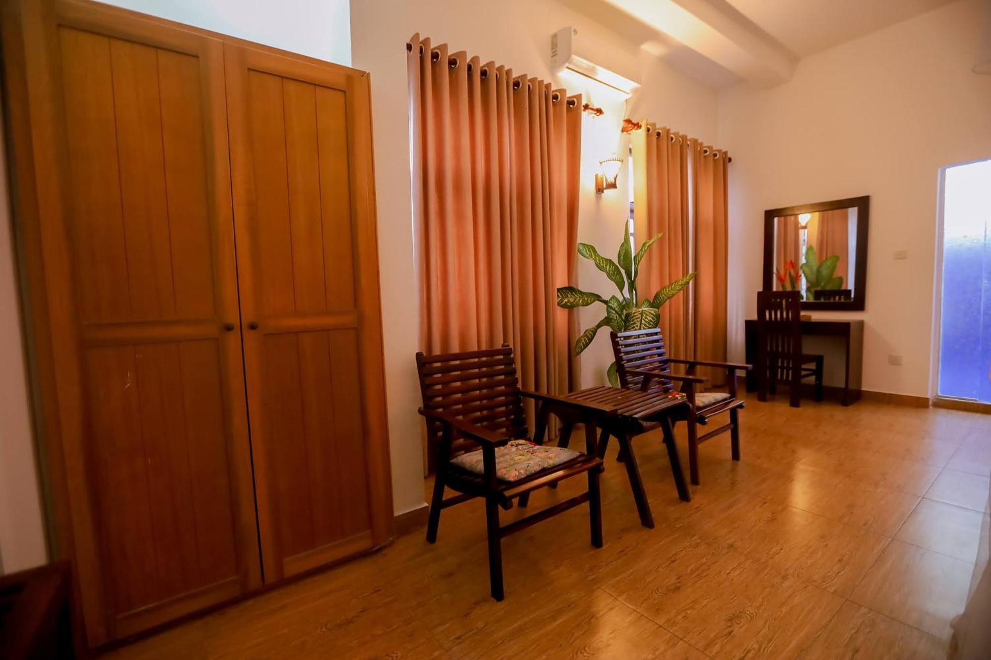 Nibbana Mirissa Hotel Экстерьер фото