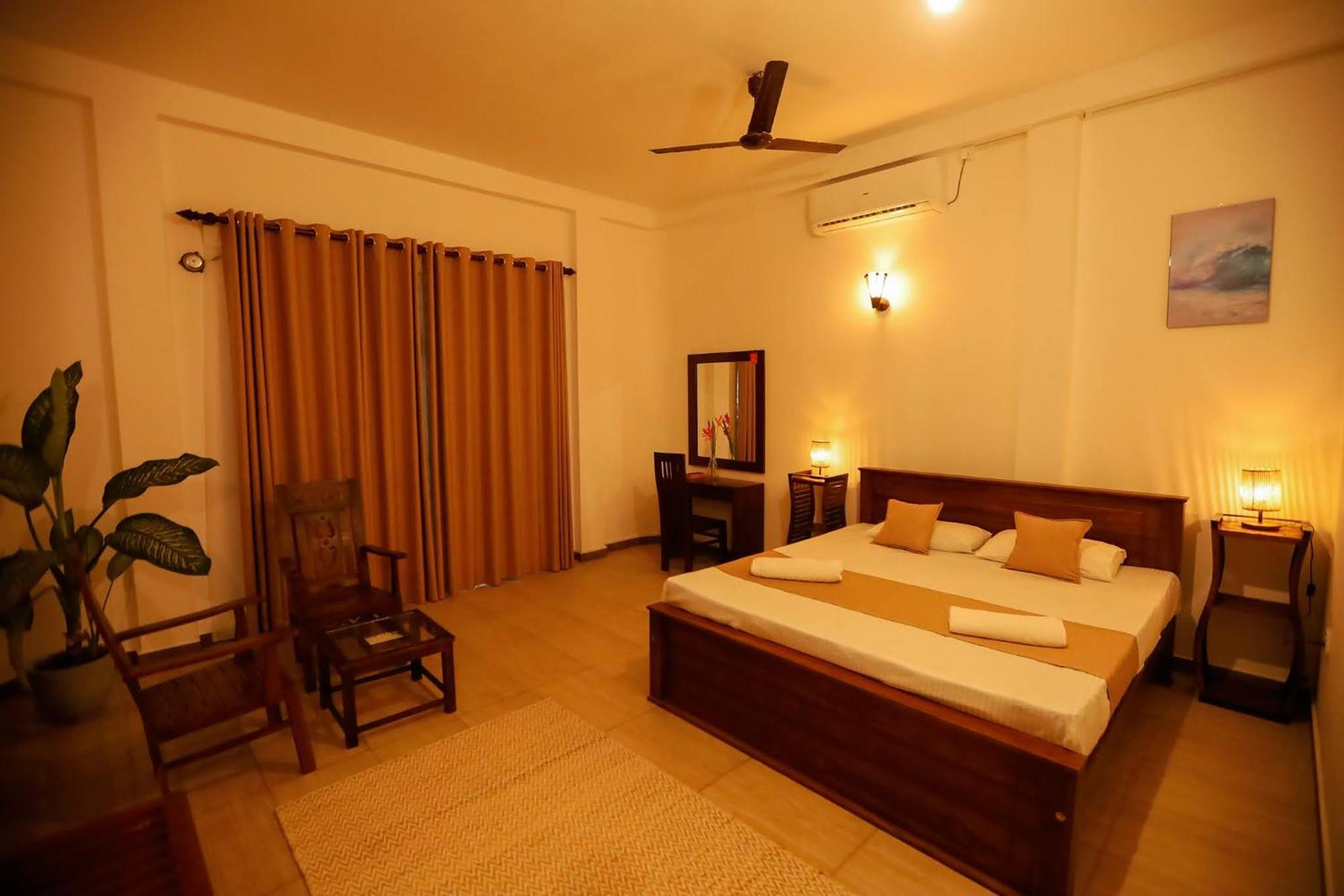 Nibbana Mirissa Hotel Экстерьер фото